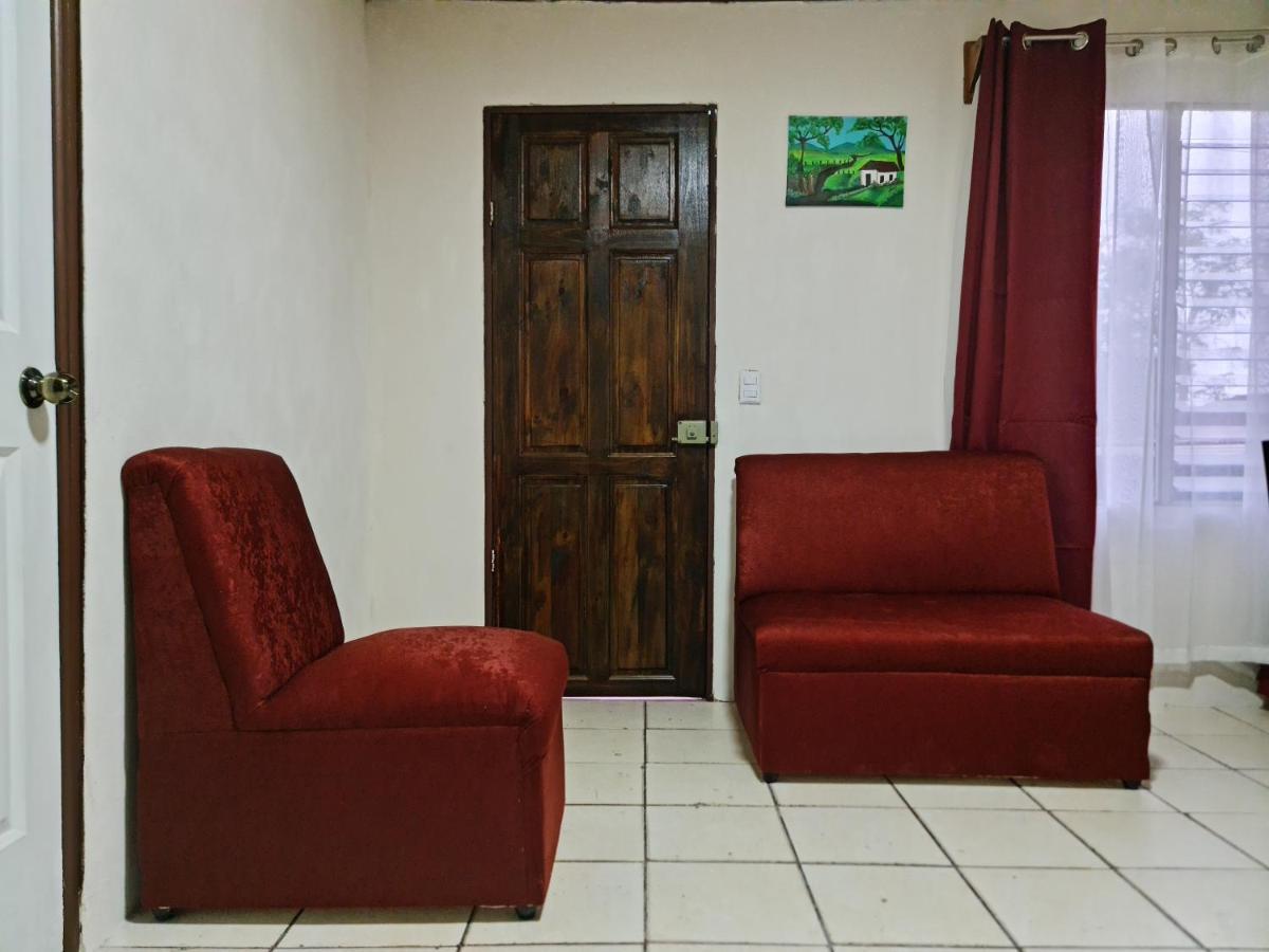 Cabinas Guayabon #3, Ac, La Fortuna Volcan Arenal Exteriör bild