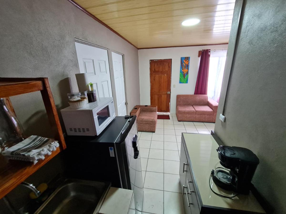 Cabinas Guayabon #3, Ac, La Fortuna Volcan Arenal Exteriör bild